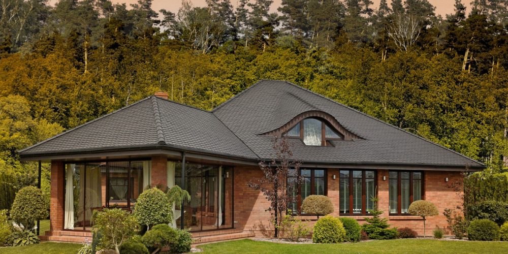 Dachówka ceramiczna Braas Opal, kolor antracytowy