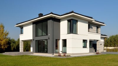 W domach energooszczędnych kluczowa jest jakość i sposób wykonania izolacji - niekoniecznie materiał bazowy ściany czy dachu