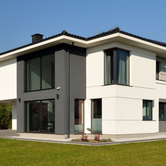 W domach energooszczędnych kluczowa jest jakość i sposób wykonania izolacji - niekoniecznie materiał bazowy ściany czy dachu