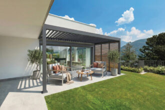 small Pergola SB 400 + Shutters wood