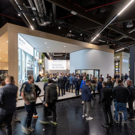 stoisko_schuco_fensterbau_frontale1_m